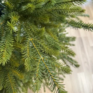 Umelý vianočný stromček Aspen 240 cm 100% PE – realistický vzhľad Umelý vianočný stromček Aspen 210 cm 100% PE – realistický vzhľad