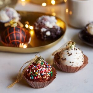 Vianočná ozdoba sklenený koláčik 5 cm