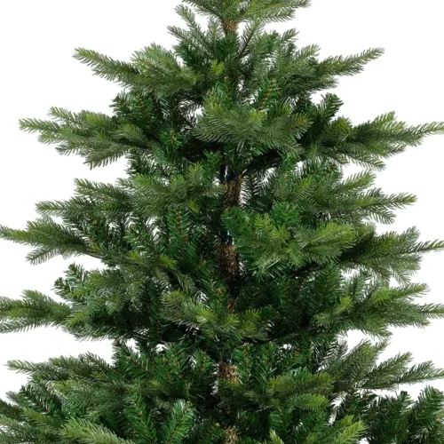 Detail hustej koruny stromčeka Grandis 210 cm